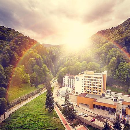 Hotel Perla Slănic-Moldova Exterior foto