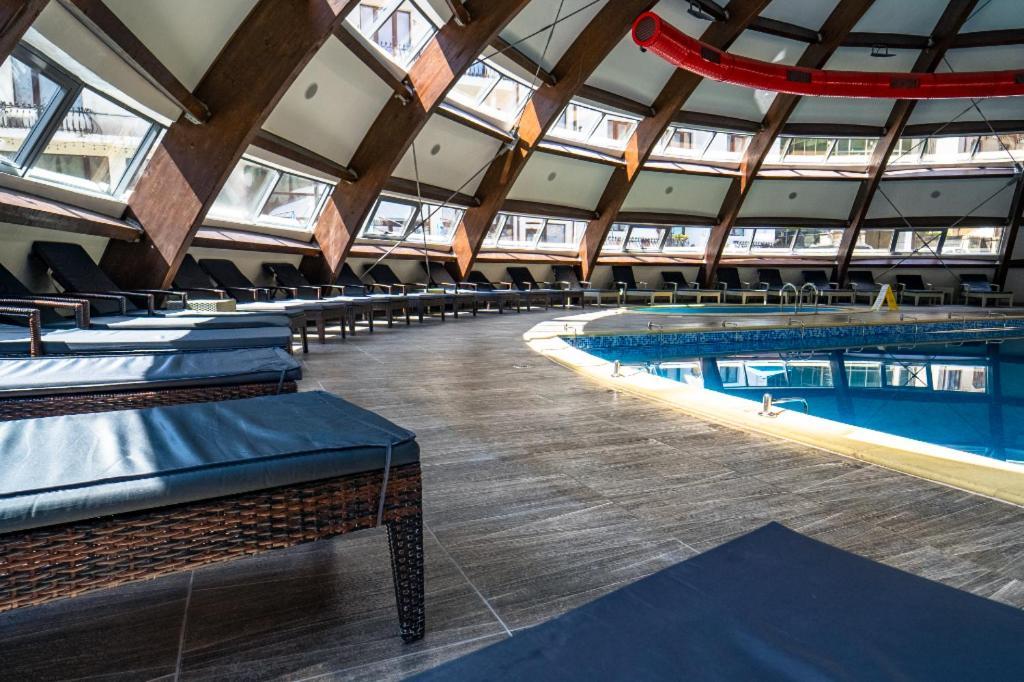 Hotel Perla Slănic-Moldova Exterior foto